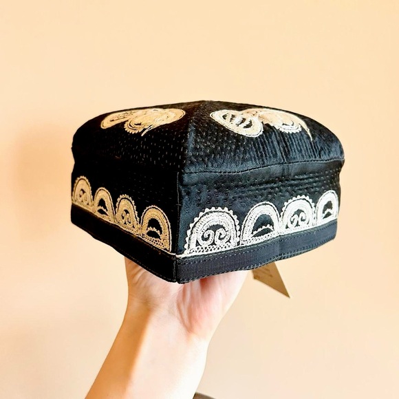 VINTAGE Hat - Picture 1 of 6